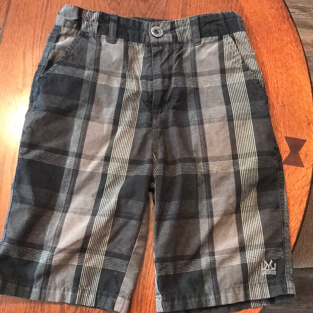 Boys Micros black plaid shorts